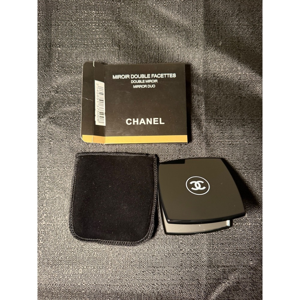 Chanel Miroir Double Facettes Mirror Duo Compact Black with Pouch and Box - Picture 1 of 2